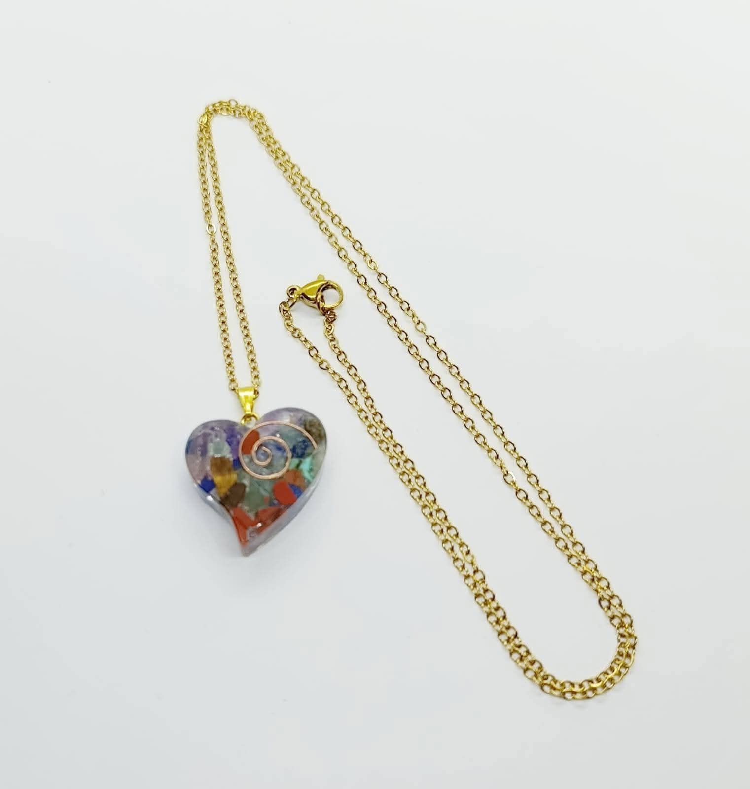 Collana con cuore in orgonite