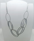 collana in acciaio inossidabile con cerchi