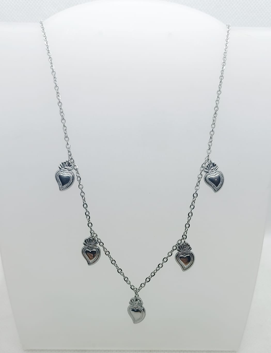 collana in acciaio inossidabile con cuoricini
