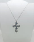 collana in acciaio inossidabile con croce