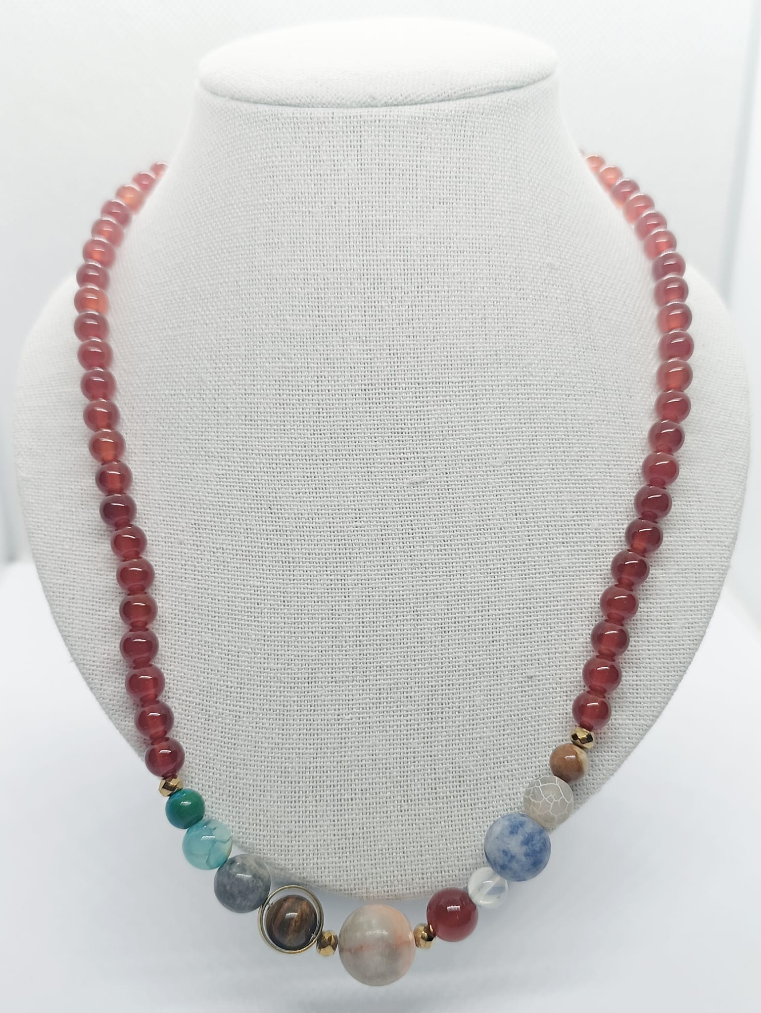 Collana del sistema solare con Corniola