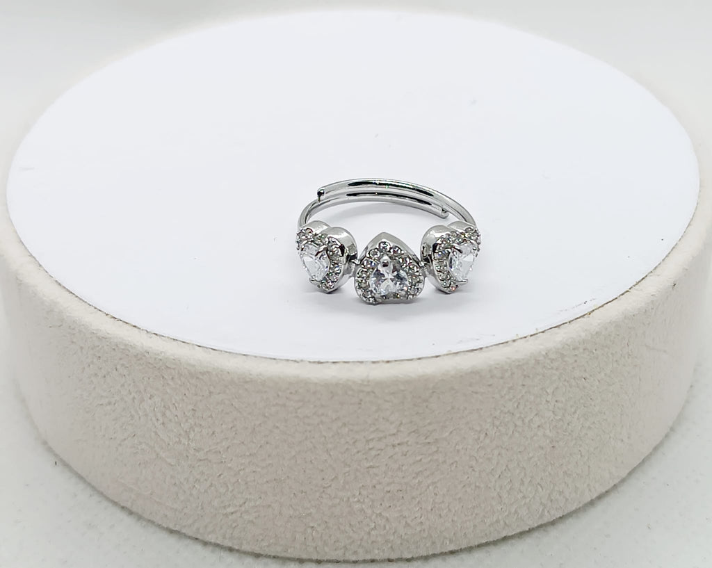 Anello in acciaio regolabile tre cuori